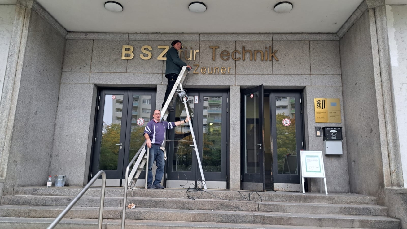 Schriftzug_Reinigung_2025_01